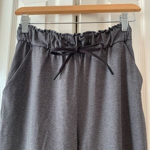 Lululemon Stretch High-Rise Capris